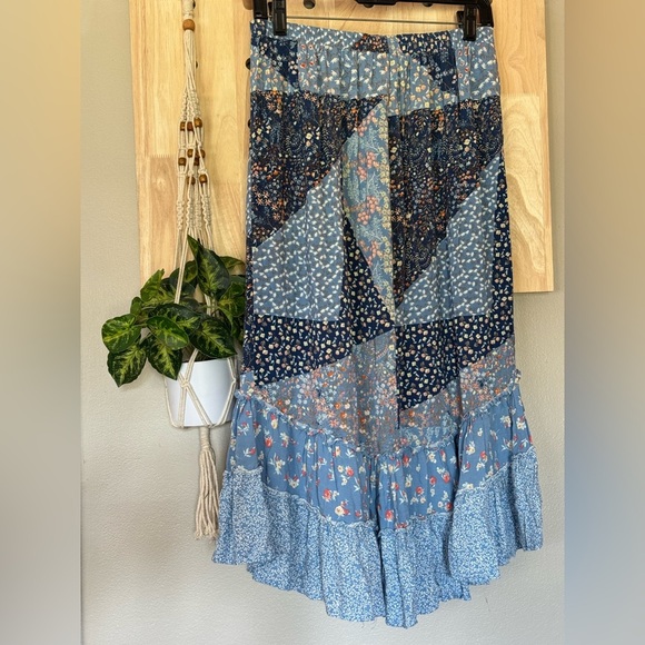 Art Class Blue Floral Skirt - Picture 4 of 4